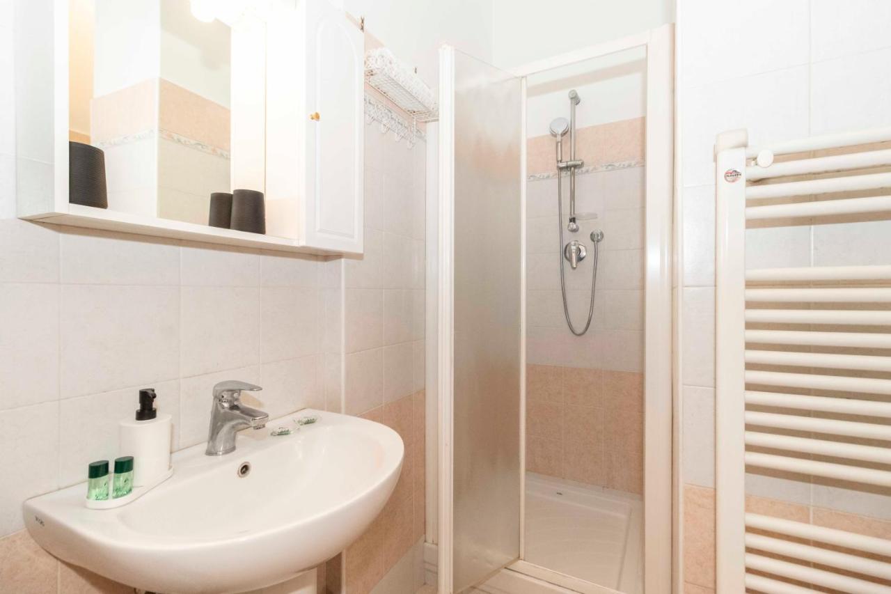 Turin Mm Spezia Mini Apartment Dış mekan fotoğraf